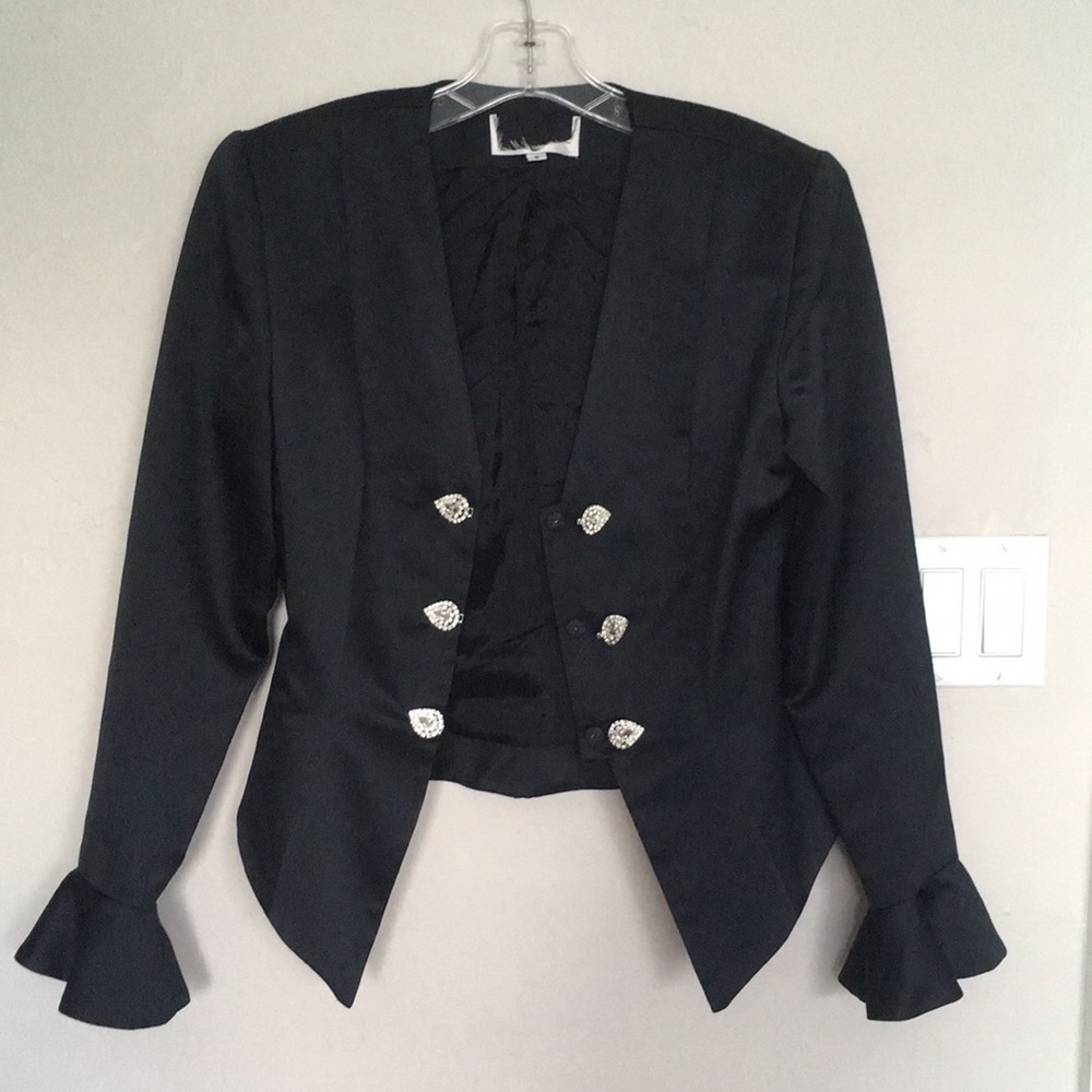 Gorgeous jacket in black with diamond buttons